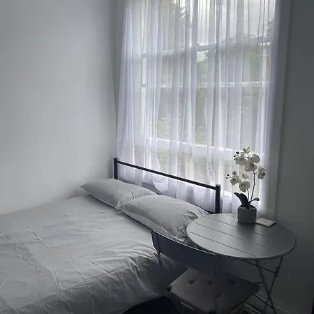 Apartment Charming In - 1 Person Only