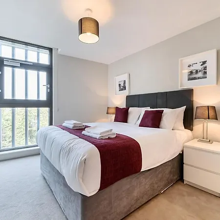 Roomspace Serviced Apartments- Buttermere House Apartment