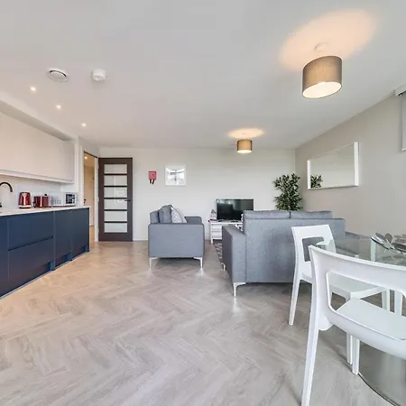 Apartment Roomspace Serviced Apartments- Buttermere House Kingston upon Thames (Greater London)