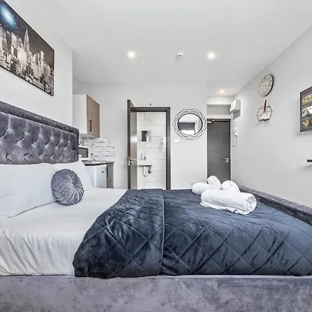 Sydenham Stays By Hayes Residency *