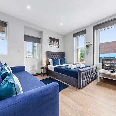 Sydenham Stays By Hayes Residency *