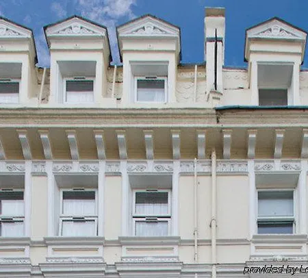 Comfort Hyde Park אורחן 3*