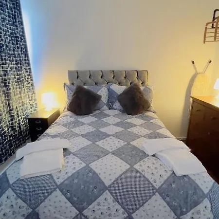 Charming 1-bedroom In Woolwich Apartment London