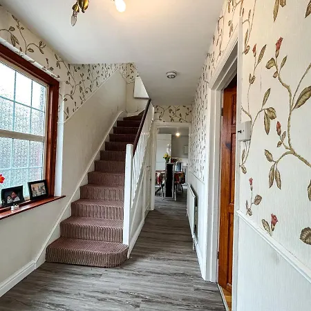 Spacious Double Bedroom In Shooters Hill