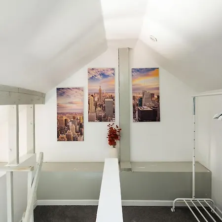 Cozy 2 Bedroom / Westfield / Hammersmith Hospital London