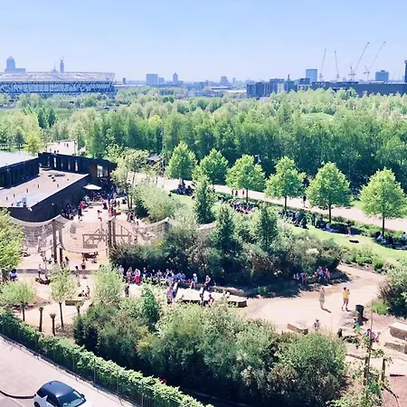 Calm Zen Oasis, In Iconic Olympic Park * London