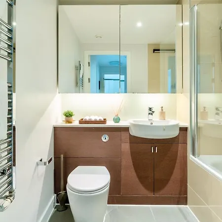 Calm Zen Oasis, In Iconic Olympic Park Apartman