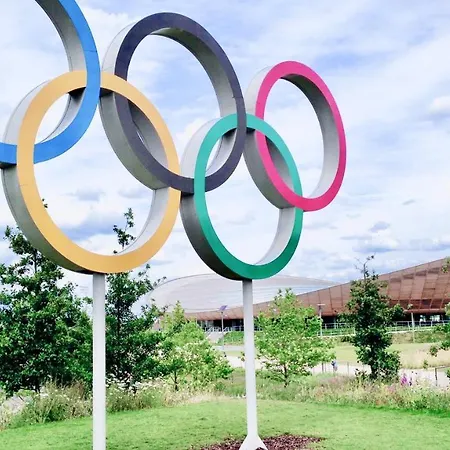 Calm Zen Oasis, In Iconic Olympic Park London