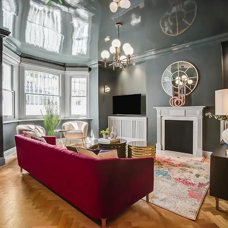Earls Court Chic Flat In Prime Location