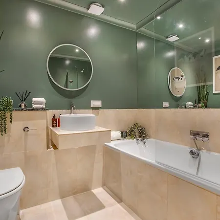 Earls Court Chic Flat In Prime Location Apartment London