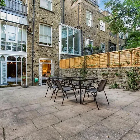 Earls Court Chic Flat In Prime Location Apartment