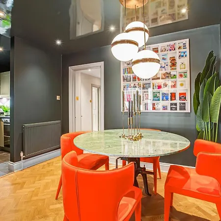 Earls Court Chic Flat In Prime Location Apartment *