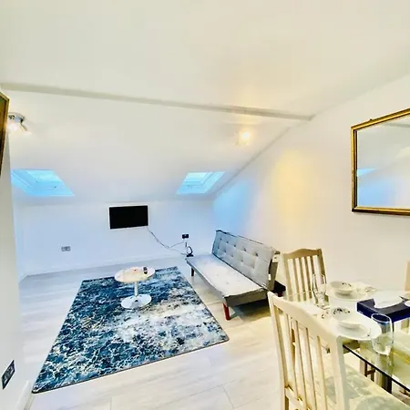 One Bed Flat Near Wembley Stadium *
