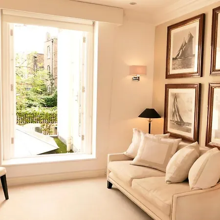Apartment Belgravia Flat, With Private Terrace London