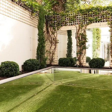 Belgravia Flat, With Private Terrace Apartment London