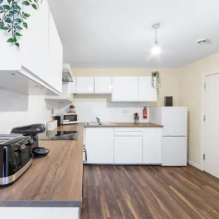 Suites - Tw7 *