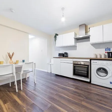 Suites - Tw7 *