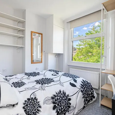 Apartment Joivy Bright Apt In West Hampstead London