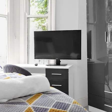 Luxury Hackney