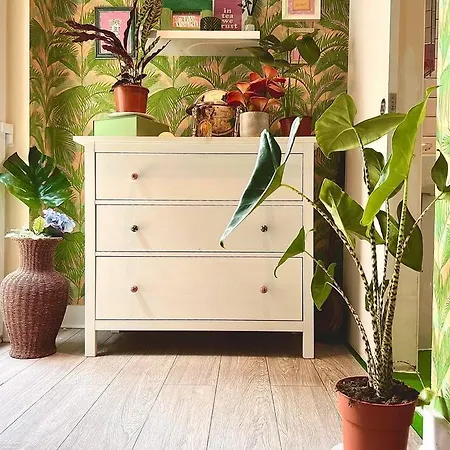 Apartment With Cosy Garden In *