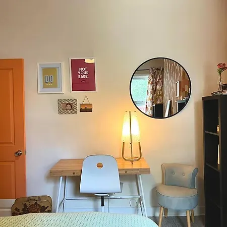 Apartment With Cosy Garden In *