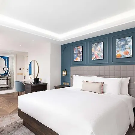 Lost St Pauls London, Curio Collection By Hilton 4* Londres