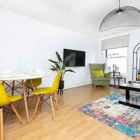 Fantastic 2br Flat, 3 Min Shoreditch High Street * London