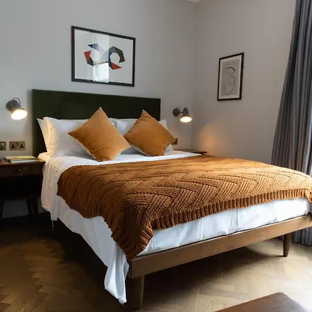 Hotel The Knight Of Nottinghill *