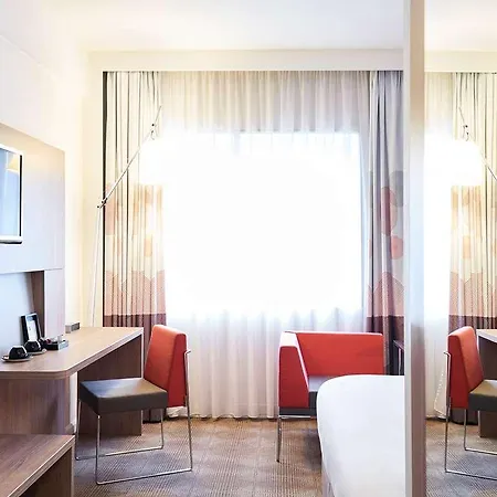 Novotel West
