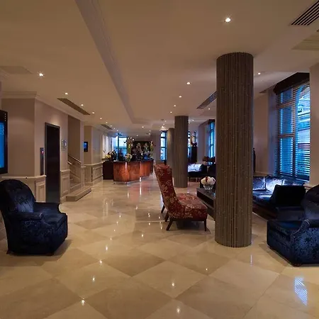 Hotel Radisson Blu Hotel, Tottenham Court Road - Formerly Kenilworth Londres
