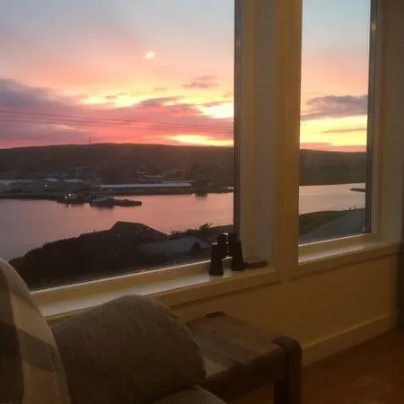 With Spectacular Views Apartment
