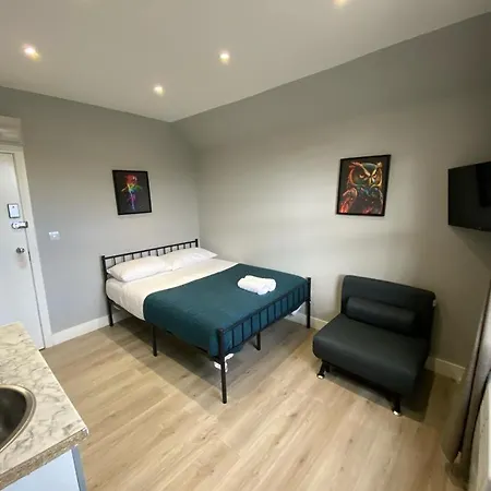 Holloway - Next To Emirates Stadium - Private Bathroom - Shared Kitchen * Londres