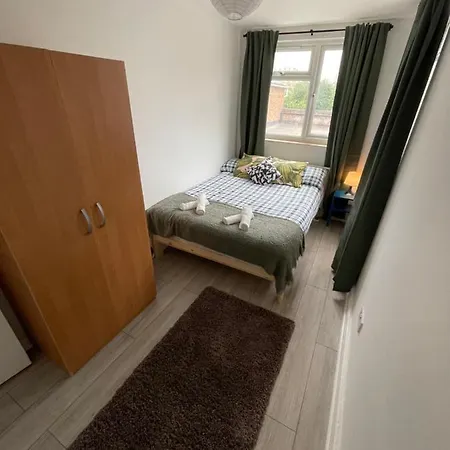 Enormous Family Flat Appartamento Londra