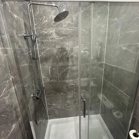 Modern 2 Bedroom Flat, Se6