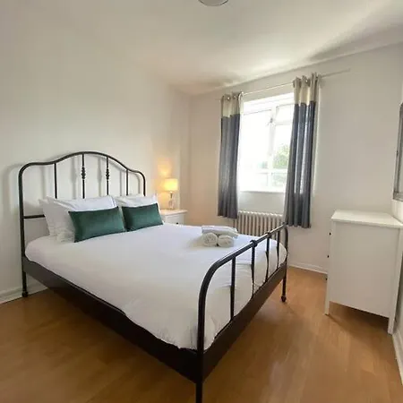 Charming Retreat In Pimlico *
