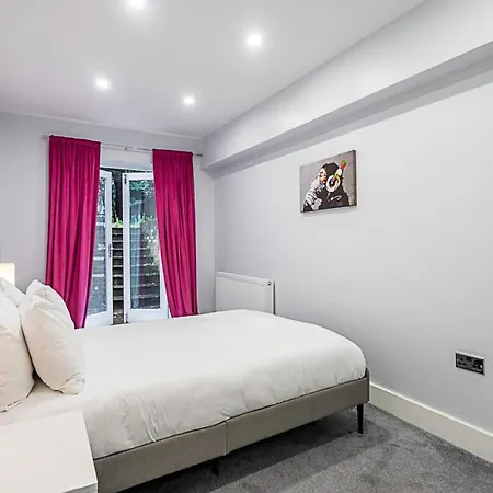 Bright St Johns Apartment
