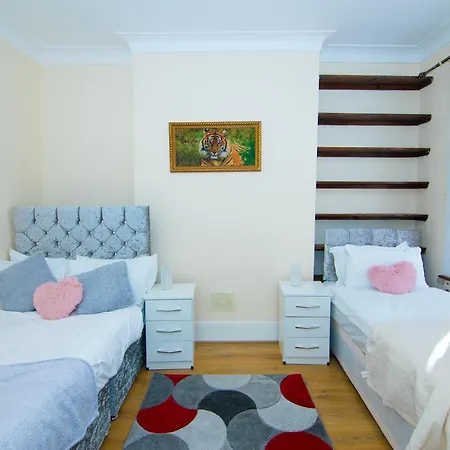 Bed & Breakfast Victorian Woods