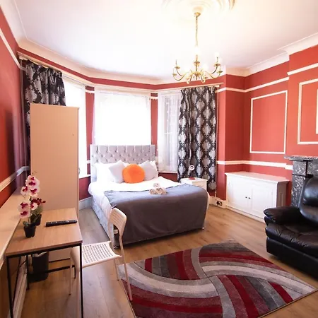 Bed & Breakfast Victorian Woods