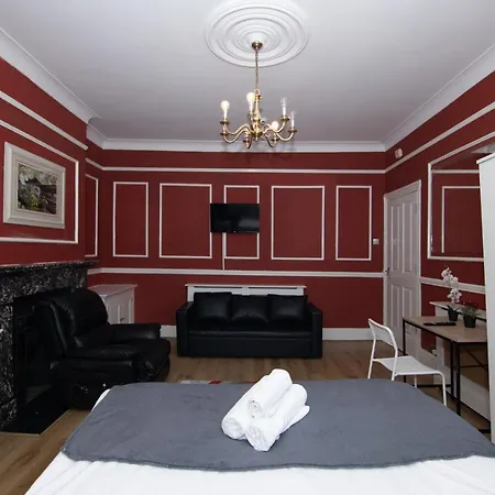 Victorian Woods Bed & Breakfast London