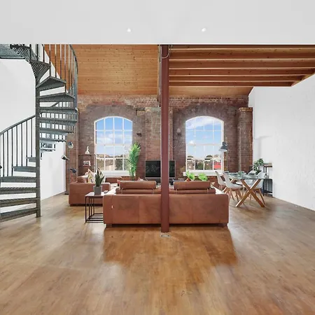 Large Industrial Style 2 Bedroom Short Term & Flexible Renting Canary Wharf With Free Wifi Apartment *