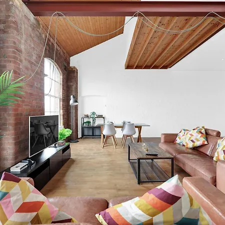 Large Industrial Style 2 Bedroom Short Term & Flexible Renting Canary Wharf With Free Wifi