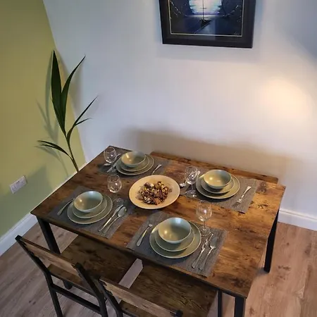 The Sydenham Snug Apartment London