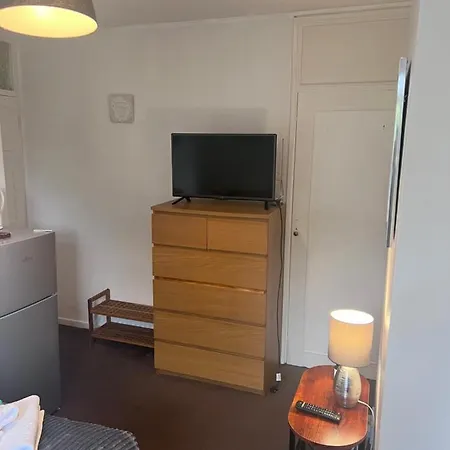 Exford Court 2 Homestay *