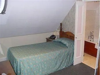 Gidea Park Hotel 3*