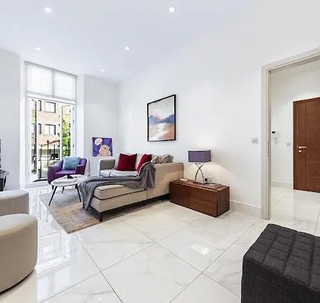 Harley Street Luxury Snug Apartment