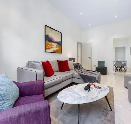 Harley Street Luxury Snug Apartment