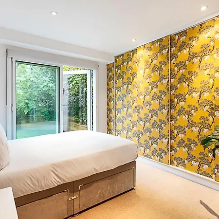 Apartment 3 Bed Luxury Penthouse In Shoreditch London