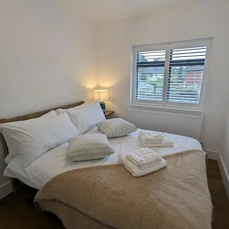House In Barnes London