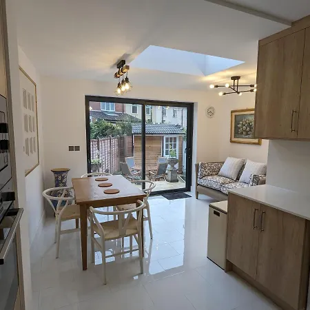 Holiday home House In Barnes *