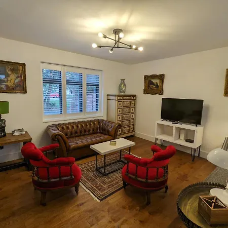 House In Barnes Holiday home *